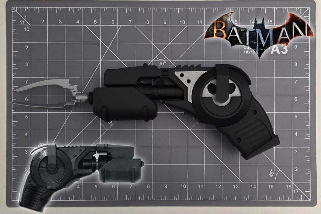 Cosplay vigilante batman knights batclaw batcall by 3dCurioPrints