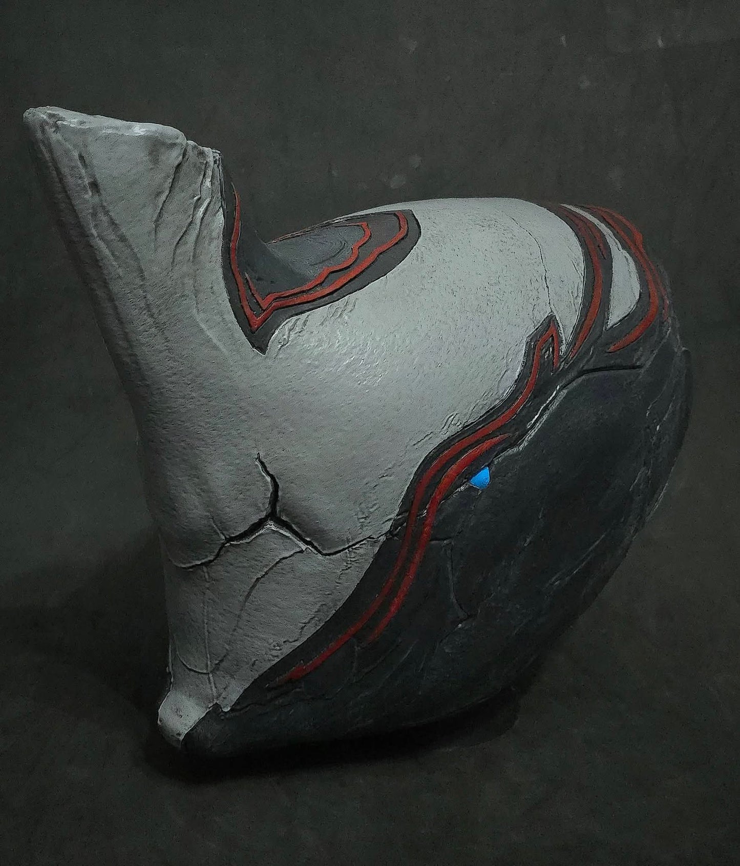 Warframe Excalibur helmet designed for up to 24-inch head circumference with bold silhouette inspired by Excalibur character