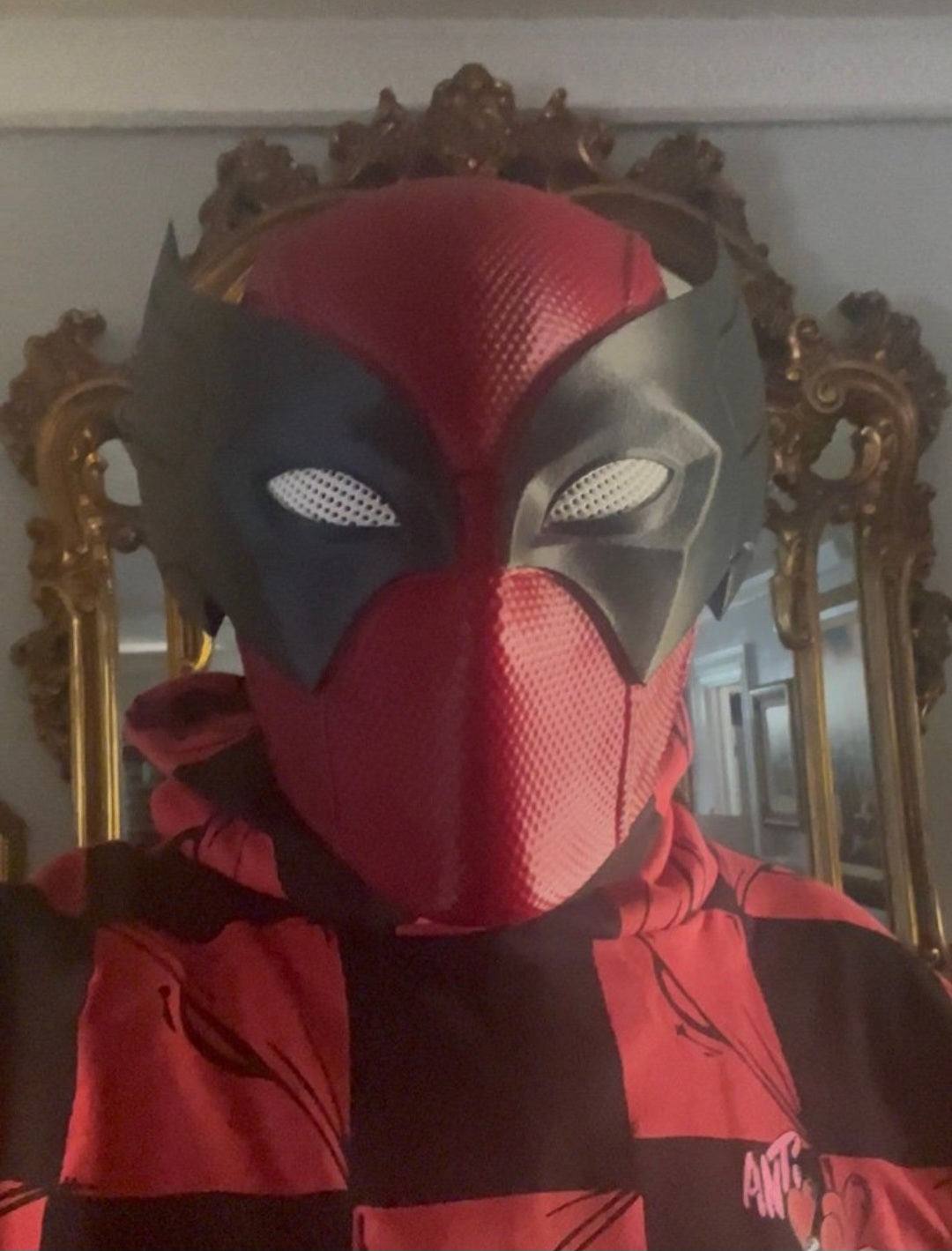 Wolverine Deadpool mashup mask in yellow and red with magnetic fastening, one size fits heads up to 24 inches