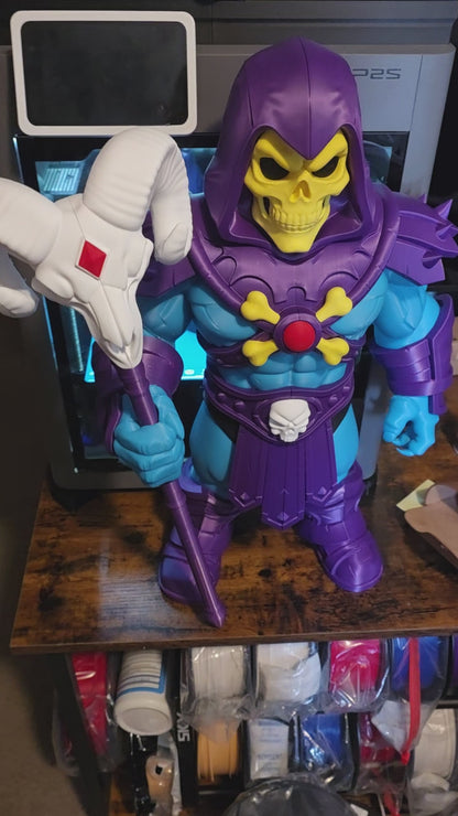 20" tall massive skelator masters of the universe 20" tall 15 wide 10 thick