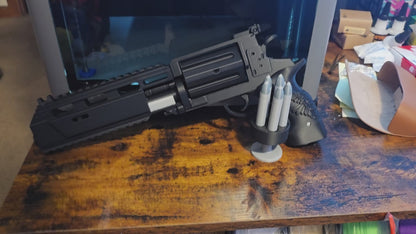 FAKE COSPLAY Resident evil requiem weapon revolver 6 walls