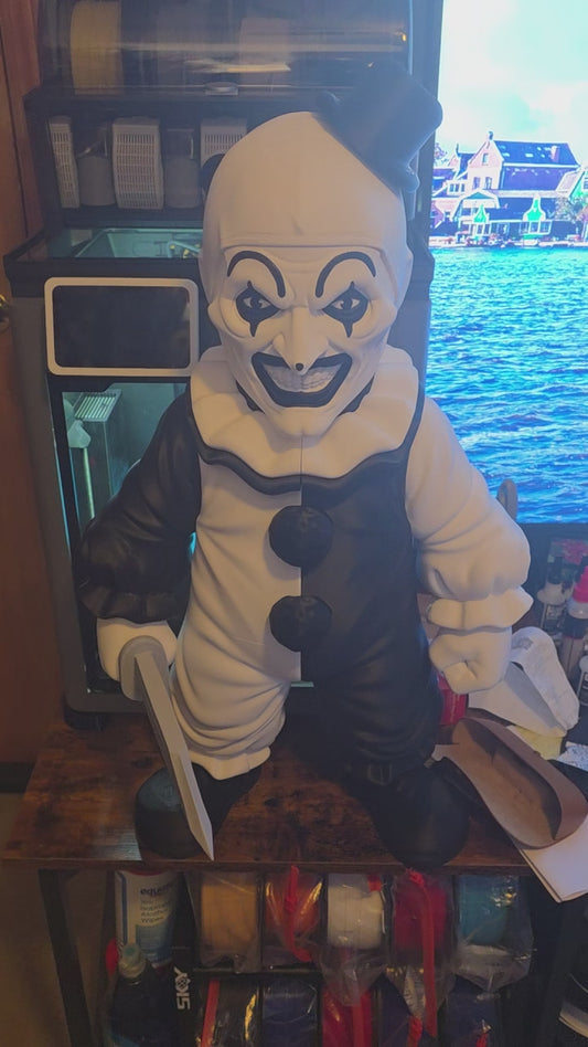 Large massive Terrifier art the clown 28" tall 16x16 2 feet 4 inch bust figure statue takes me 4 days to make