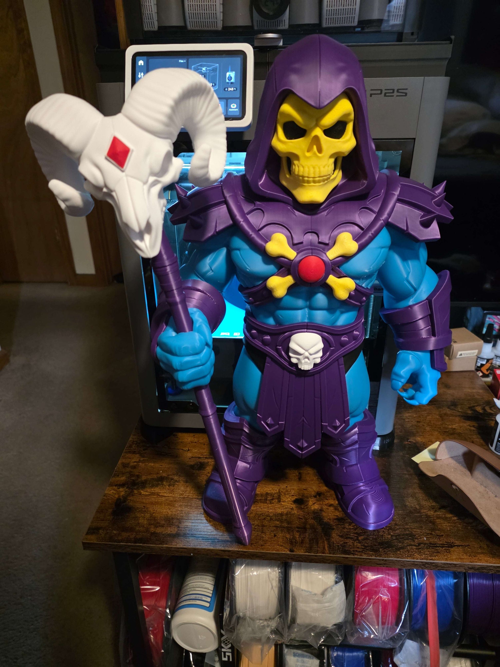 20" tall massive Skelator Masters of the Universe figure with yellow or white bone face and chest skeleton