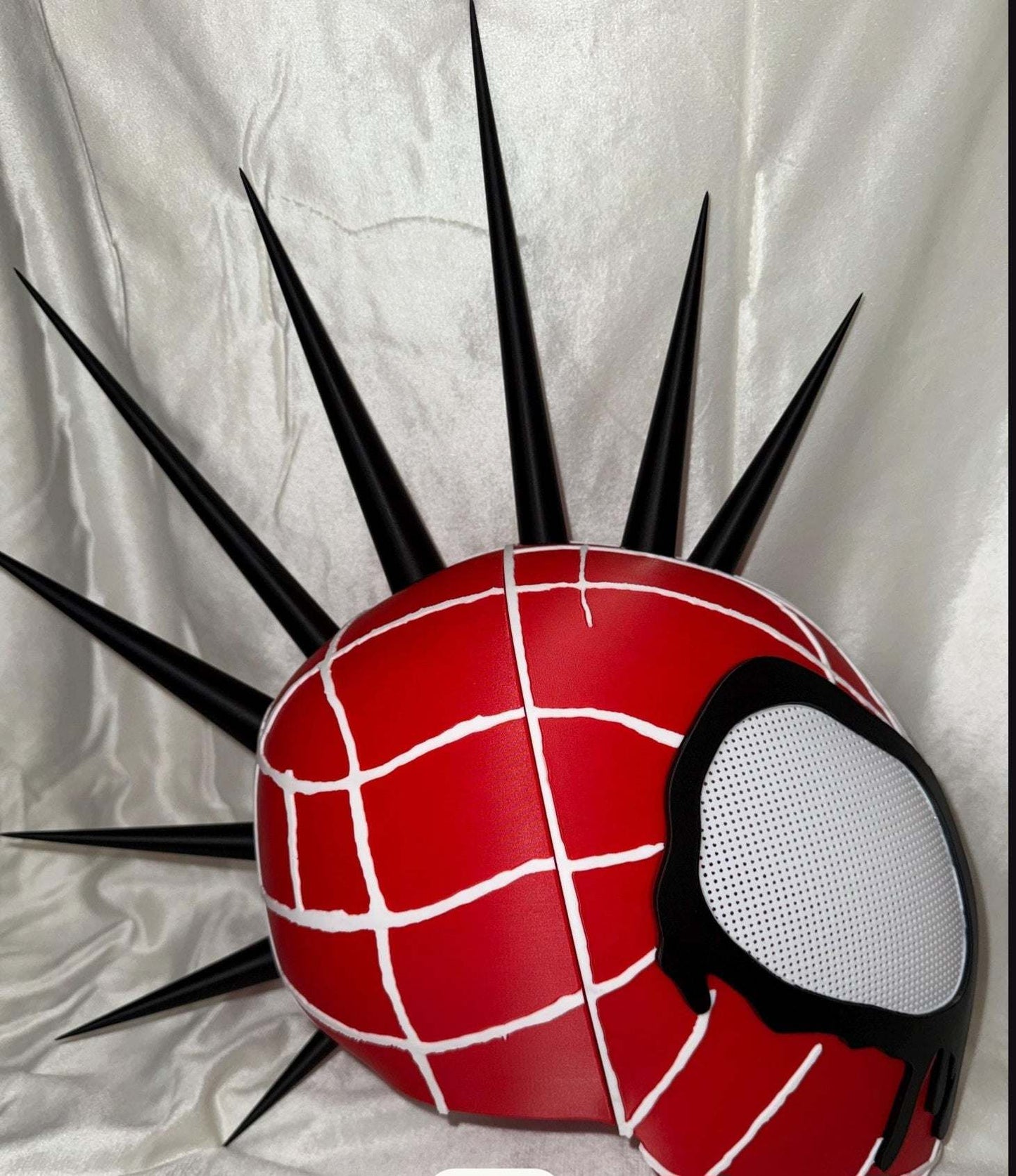 Spiderpunk helmet mask with magnetic spikes and black or white line color options