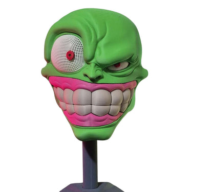 The Mask movie cosplay mask with magnetic closure and adjustable fit for heads up to 24 inches