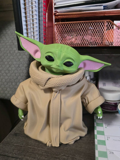 8" tall Yoda Grogu star wars by 3dCurioPrints