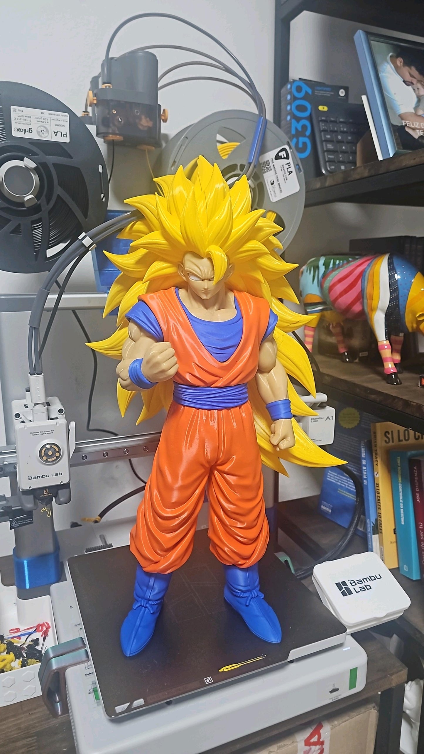 17" 1ft 5in Goku super saiyan by 3dCurioPrints