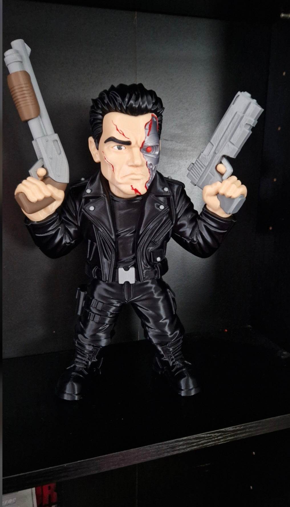 25" Terminator massive collectible figure with glue-in fake guns for display