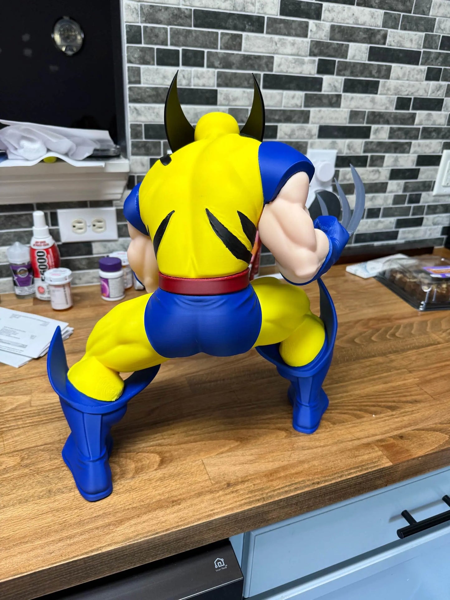 21" 1ft 9in Wolverine due to shape some gluing requred your end 6 walls quality piece by 3dCurioPrints