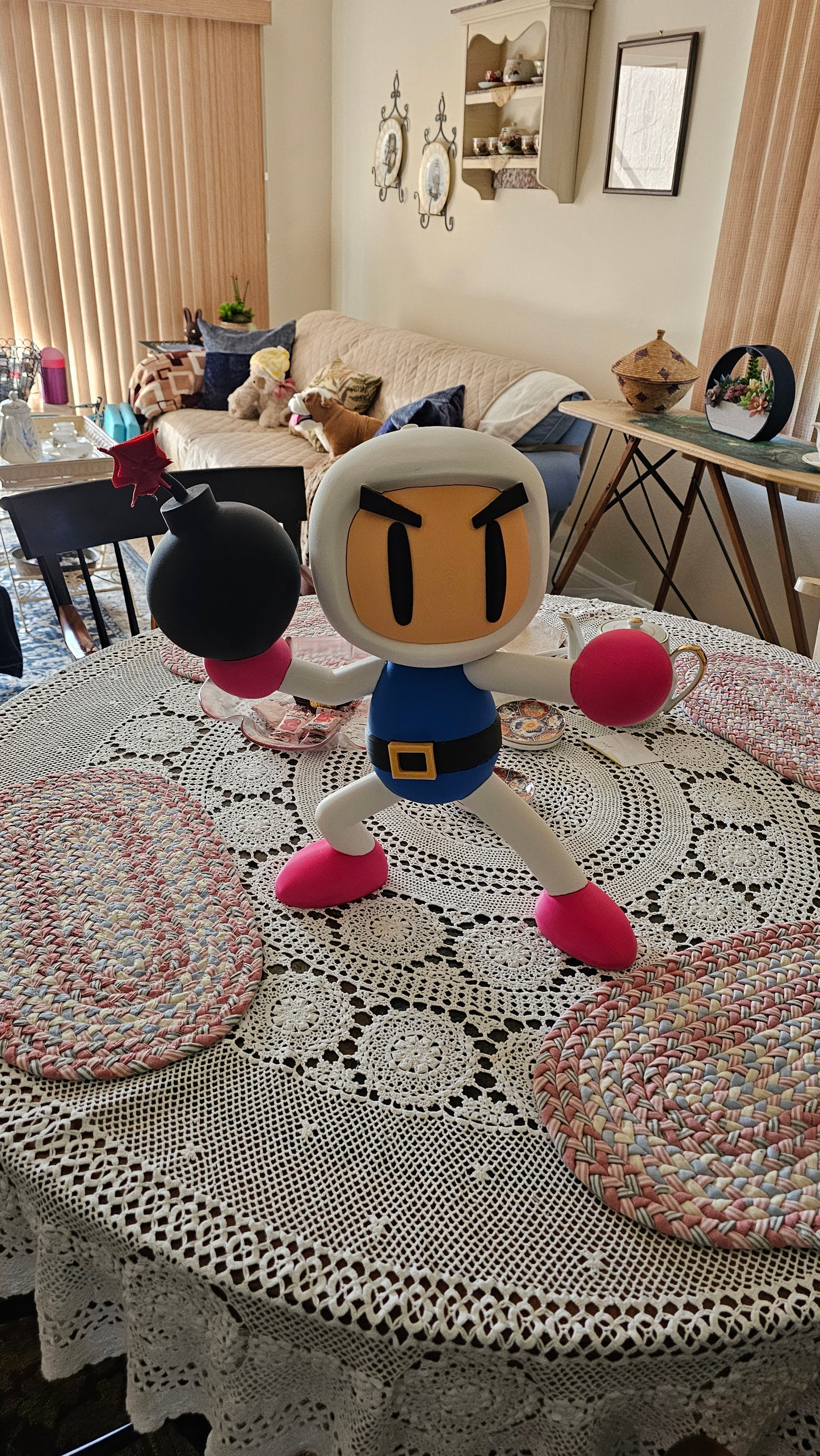 2ft tall 24" 80s Bomberman by 3dCurioPrints