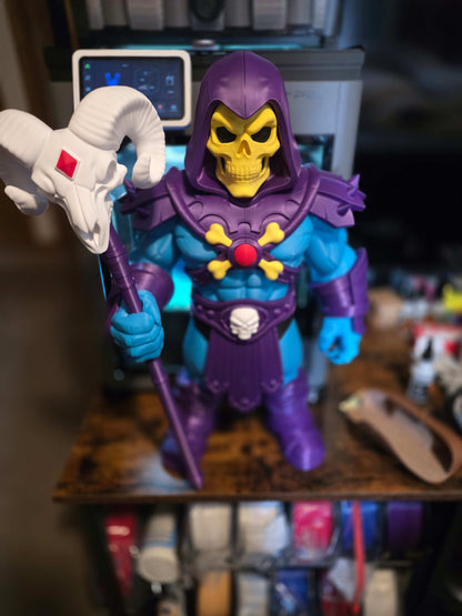 20" tall massive Skelator figure from Masters of the Universe with yellow or white bone face and chest skeleton