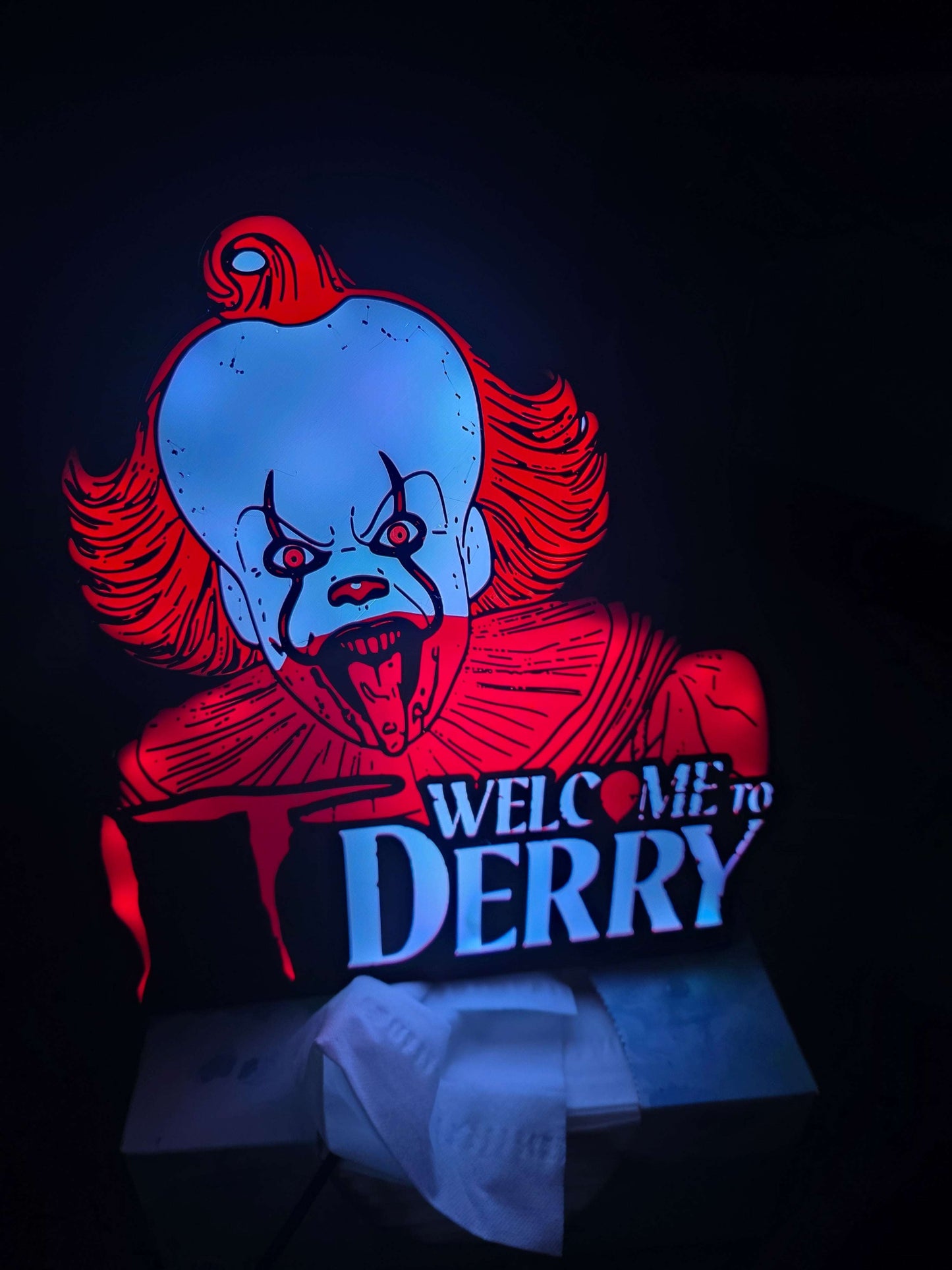 10" lightbox featuring Pennywise and "Welcome to Derry" text from IT horror movie