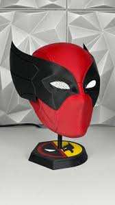 Wolverine Mashup mask in yellow and red with magnets, no stand, one size