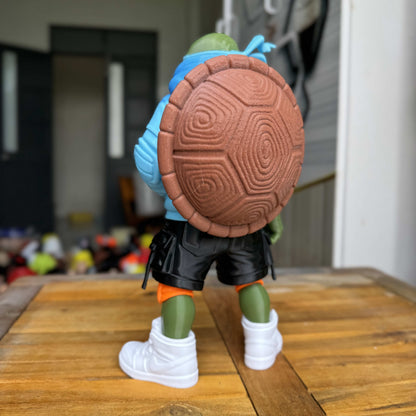 20-inch Leonardo TMNT figure statue standing 1 ft 8 in tall