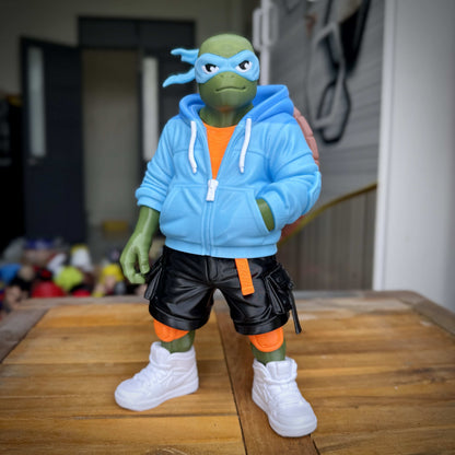 20-inch Leonardo TMNT figure statue detailed collectible