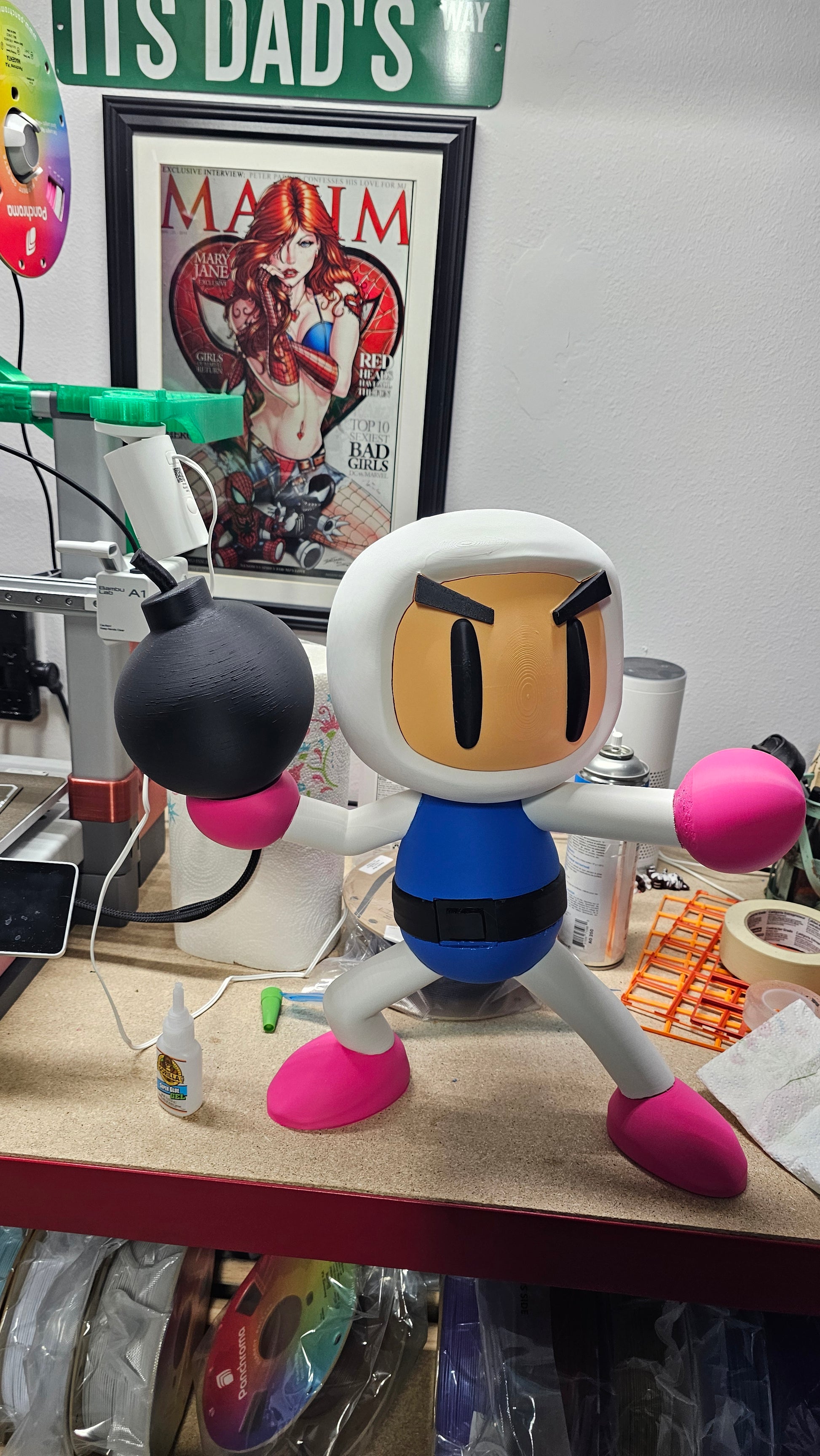 2ft tall 24" 80s Bomberman by 3dCurioPrints