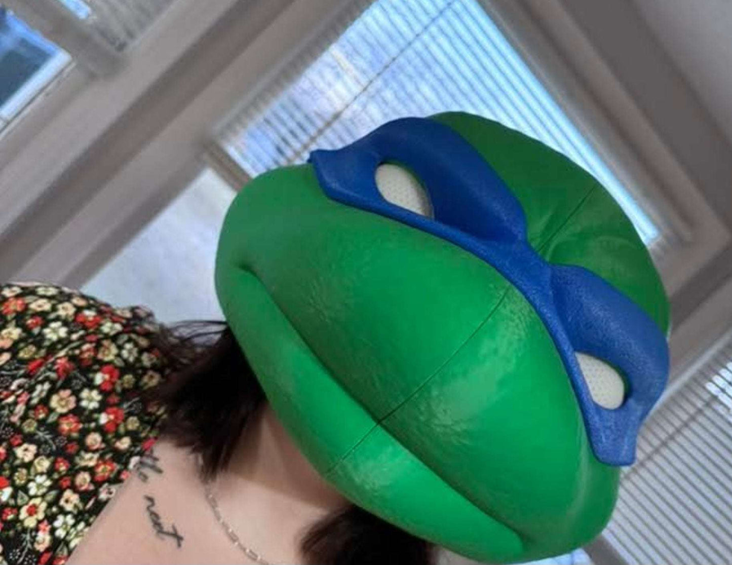 TMNT Leonardo helmet mask 1 fits heads up to 24" tail will be off by 3dCurioPrints