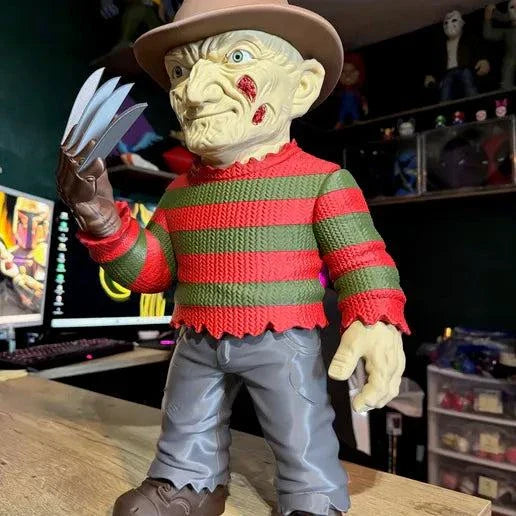 27-inch Freddy Krueger massive display piece for horror decor