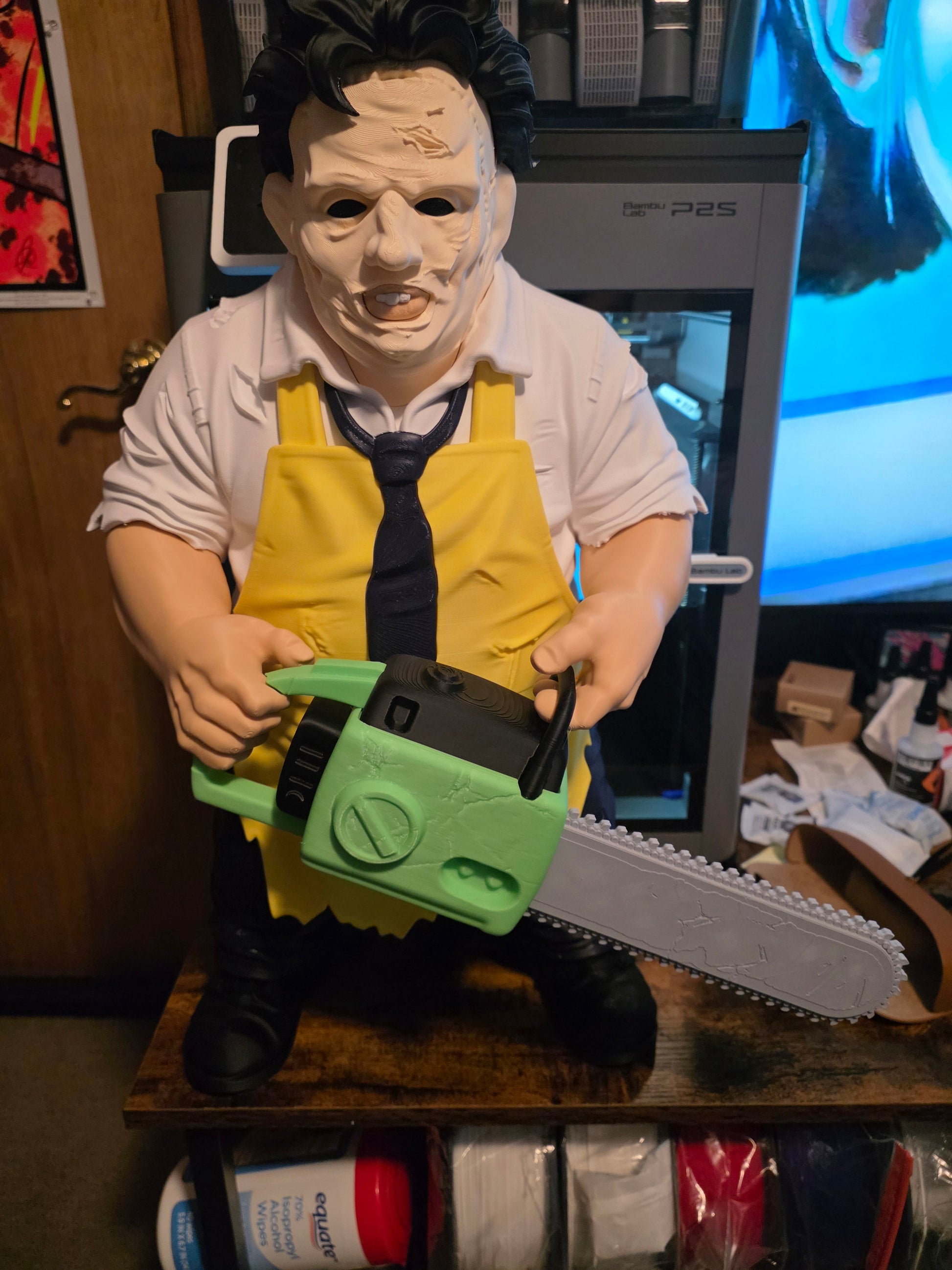 23" tall massive Leatherface bust from Texas Chainsaw Massacre with chainsaw